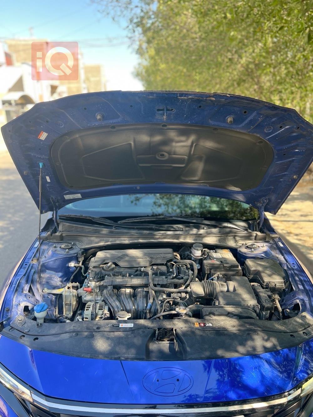 هیوندای ئەلەنترا